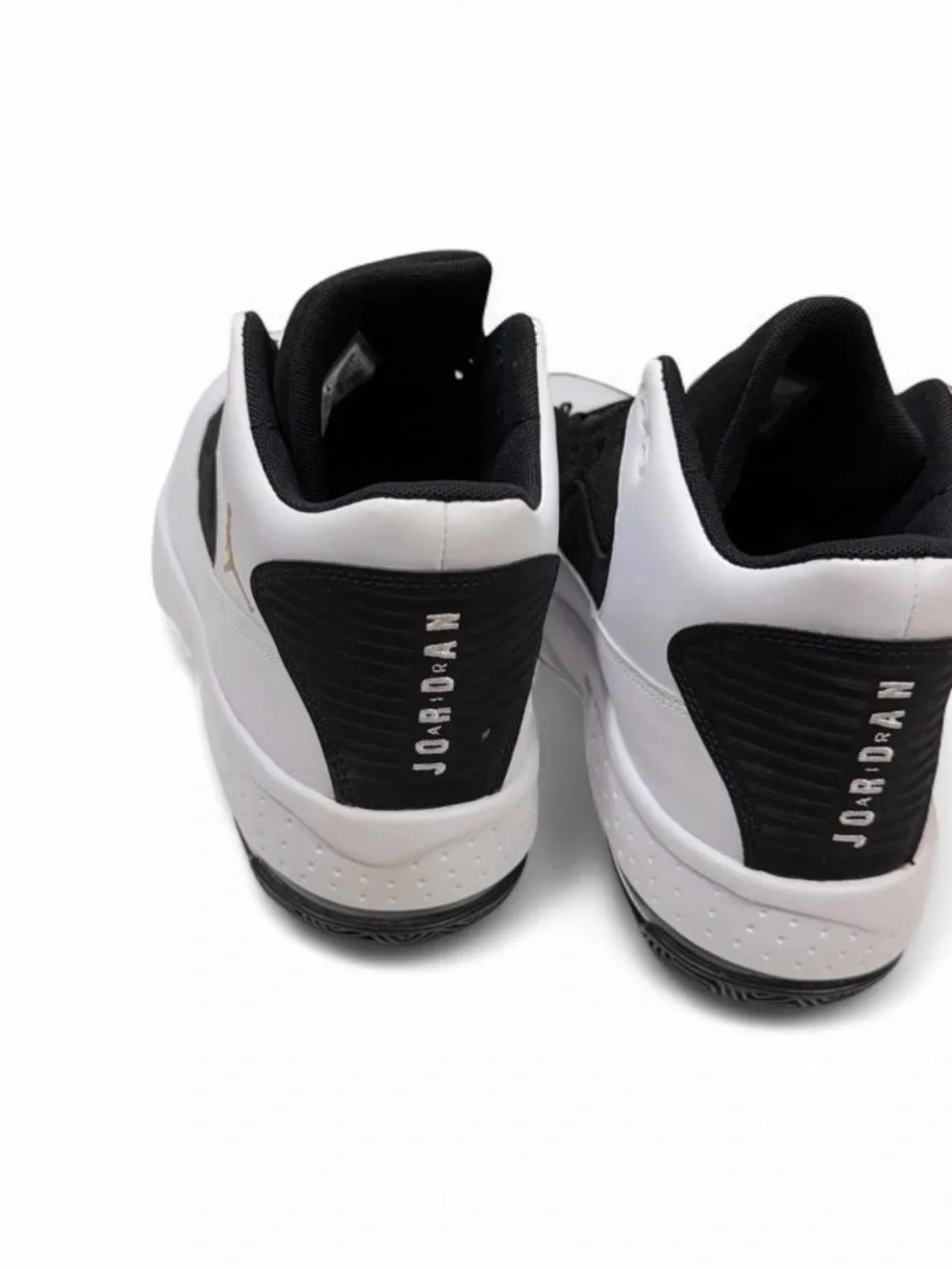 Air Jordan Max Aura 2 - White, Black & Gold - Men’s Size 7.5